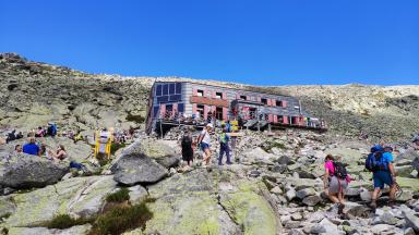 45 A Hunfalvy-hágó alatti menedékház (2250 m)