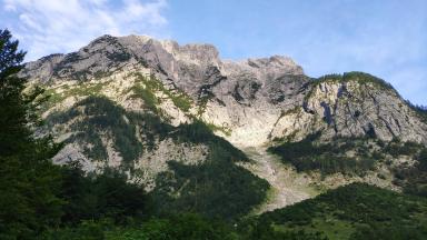 05 A Cmir és a Rjavčeve glave (2393, 2365 m)