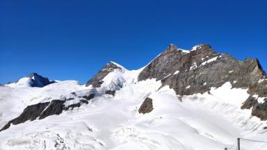 045 A Jungfrau csúcsa (4158 m)