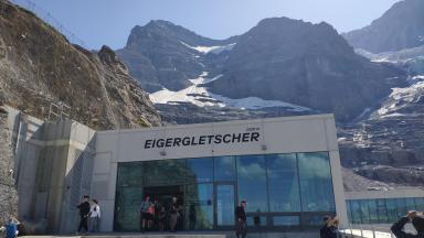 067 Az Eigergletscher állomásépülete