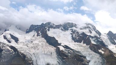 110 Felhőben a Breithorn csúcsa (4160 m)