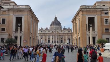 83 A bazilika a Via della Conciliazionéról